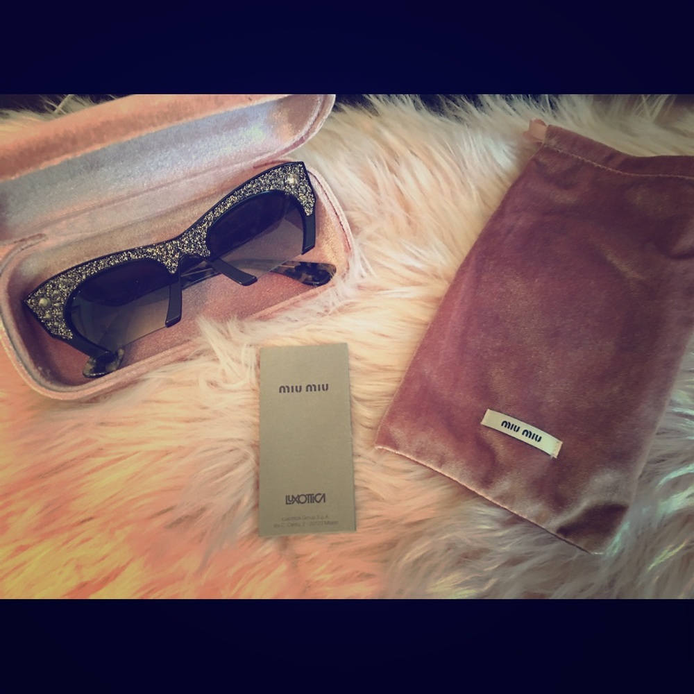 Saturday Sale!!! - MIU MIU RASOIR CRYSTAL